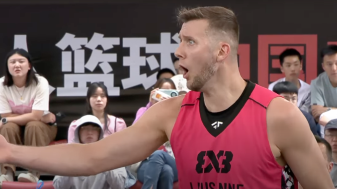 Przemyslaw-Zamojski-Lozanna-Worl-Tour-2025-Chengdu-debiut